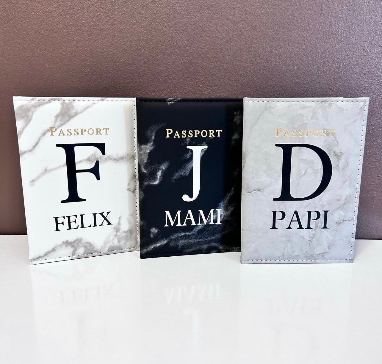 Funda Porta Pasaporte Personalizada (Efecto Mármol)